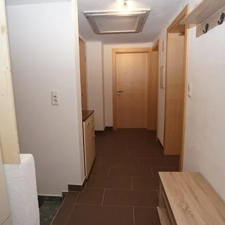 Sepp Apartment *